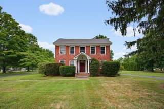 284 South St, Northborough, MA 01532