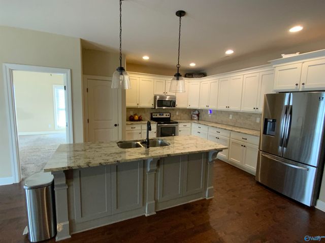 111 Fawn Forest Drive, New Market, AL 35761