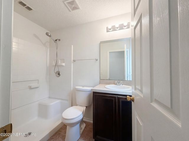 11862 ALEXANDRA Drive, Jacksonville, FL 32218