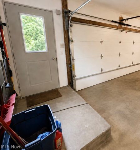 950 Kingswood Drive, Akron, OH 44313