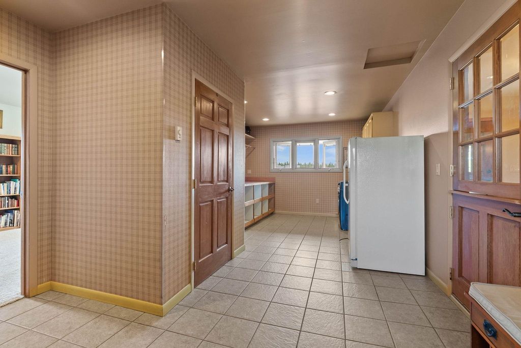 24415 N Crescent Rd, Chattaroy, WA 99003 photo 39