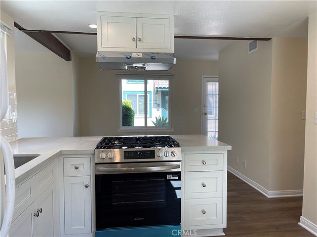 15 E Mira Monte 5, Sierra Madre, CA 91024