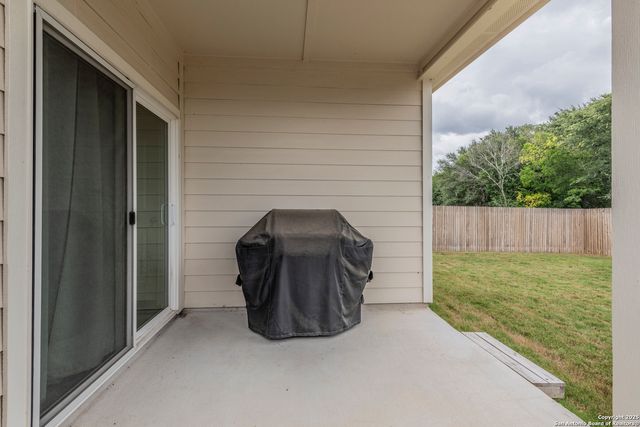 5612 Pearl Meadow, Converse, TX 78109