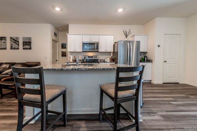 5612 Pearl Meadow, Converse, TX 78109