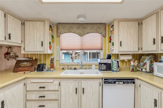 623 E Clearview Dr Drive, Mohave Valley, AZ 86440