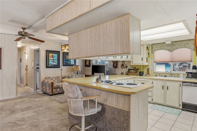 623 E Clearview Dr Drive, Mohave Valley, AZ 86440