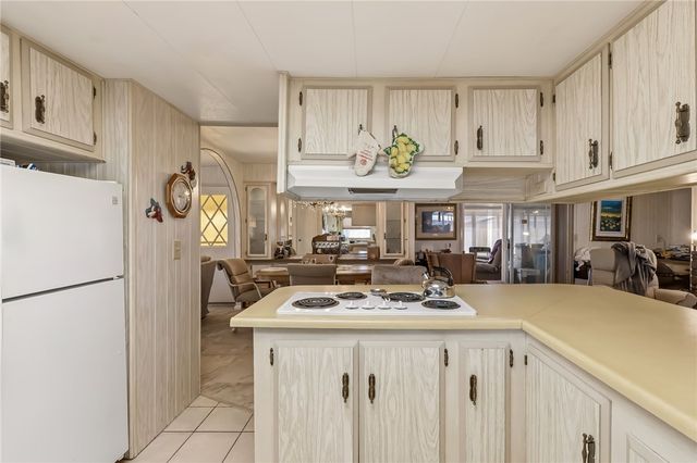 623 E Clearview Dr Drive, Mohave Valley, AZ 86440