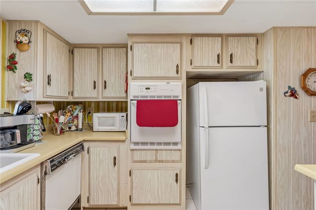 623 E Clearview Dr Drive, Mohave Valley, AZ 86440