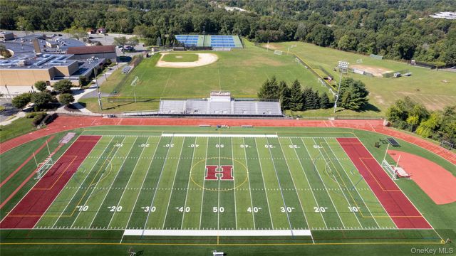 15 Stone Bridge Road, Purchase, NY 10577