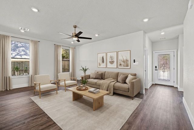 1531 Corona Drive, Granbury, TX 76048