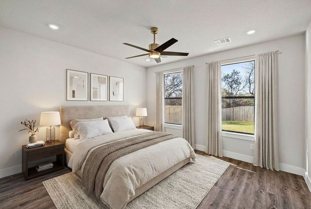 1531 Corona Drive, Granbury, TX 76048