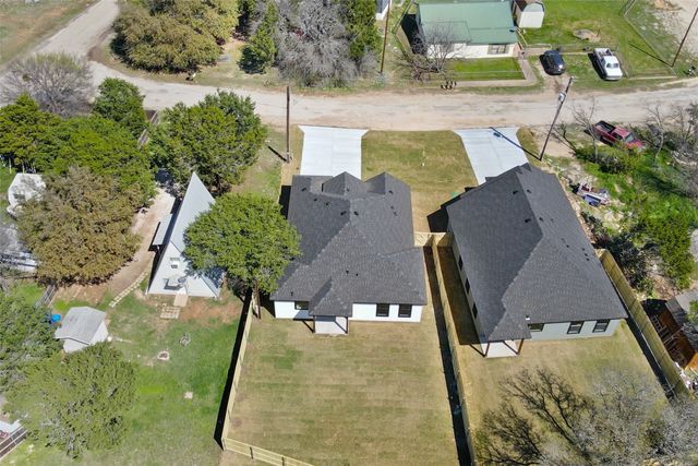 1531 Corona Drive, Granbury, TX 76048