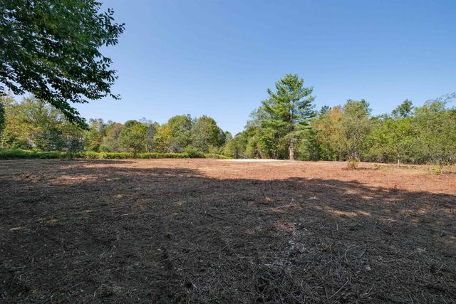 525 Station Road, Mount Holly, VT 05758