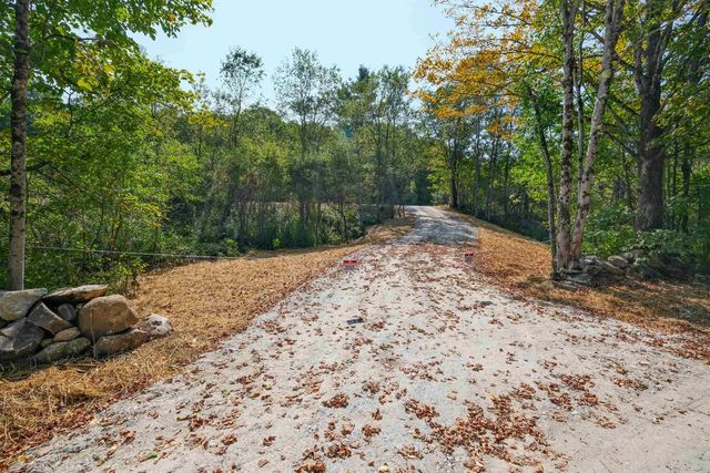 525 Station Road, Mount Holly, VT 05758