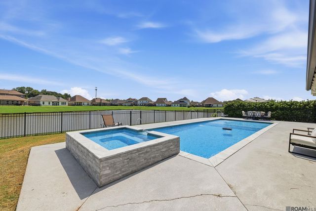 36330 Belle Savanne Ave, Geismar, LA 70734