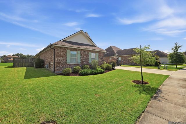 36330 Belle Savanne Ave, Geismar, LA 70734