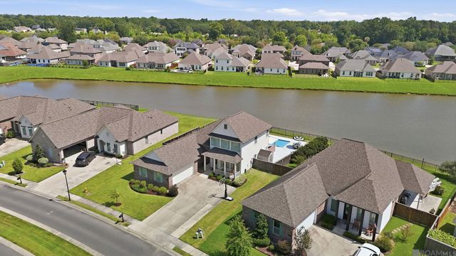 36330 Belle Savanne Ave, Geismar, LA 70734