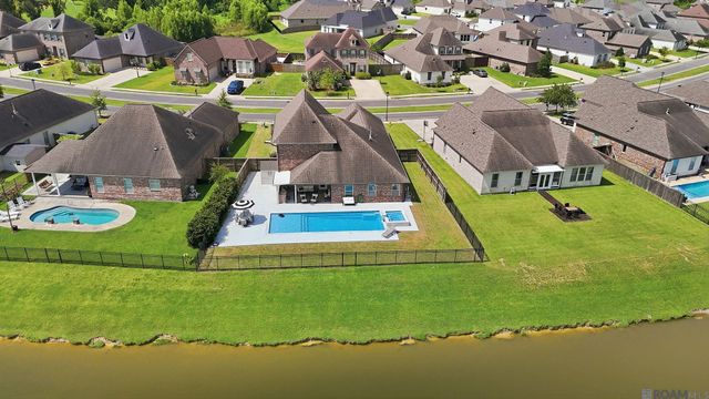 36330 Belle Savanne Ave, Geismar, LA 70734