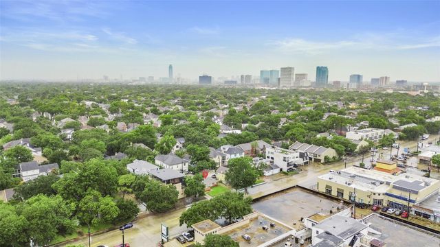 6130 Kirby Drive, Houston, TX 77005