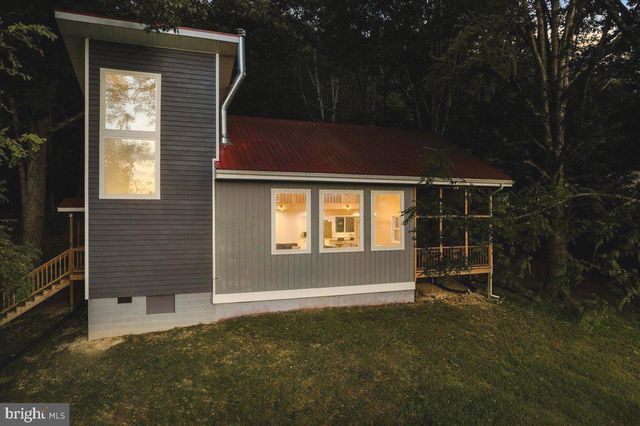201 MEADOW LN, Lost River, WV 26810