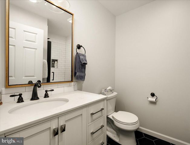 201 MEADOW LN, Lost River, WV 26810