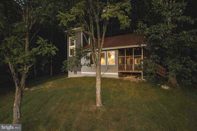 201 MEADOW LN, Lost River, WV 26810