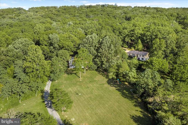 201 MEADOW LN, Lost River, WV 26810