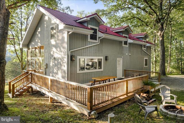201 MEADOW LN, Lost River, WV 26810