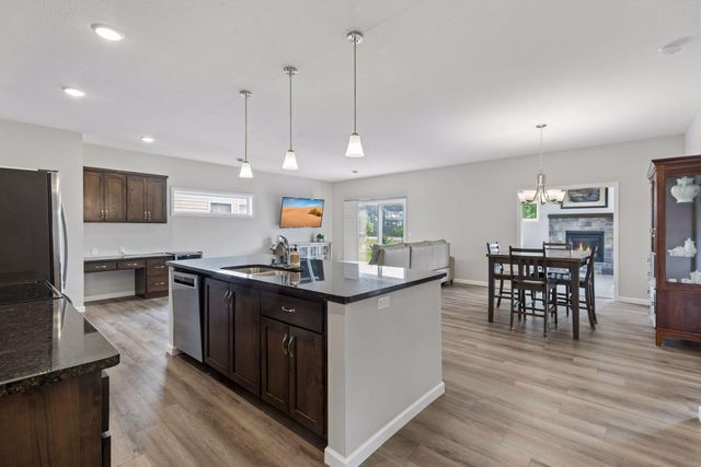 39585 Fawn Avenue, North Branch, MN 55056