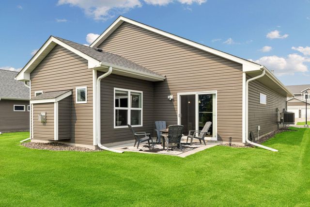 39585 Fawn Avenue, North Branch, MN 55056