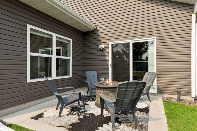 39585 Fawn Avenue, North Branch, MN 55056