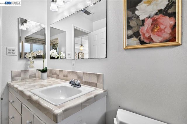 4275 Stanford Way, Livermore, CA 94550