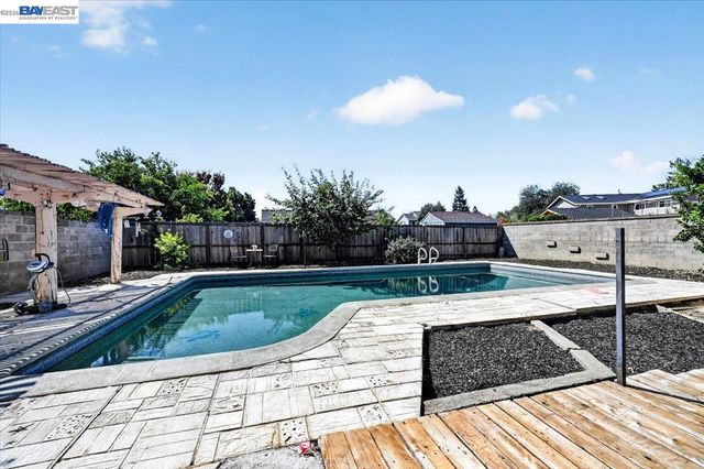 4275 Stanford Way, Livermore, CA 94550