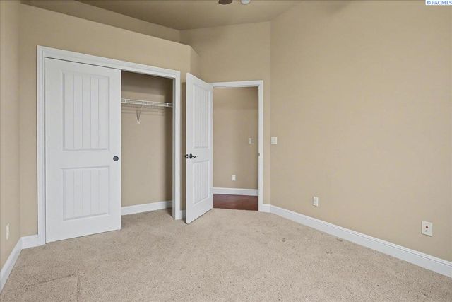 2815 Riverbend, Richland, WA 99353