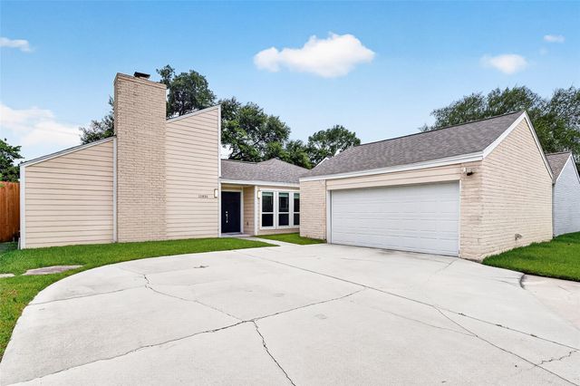 11831 Briar Forest Drive, Houston, TX 77077