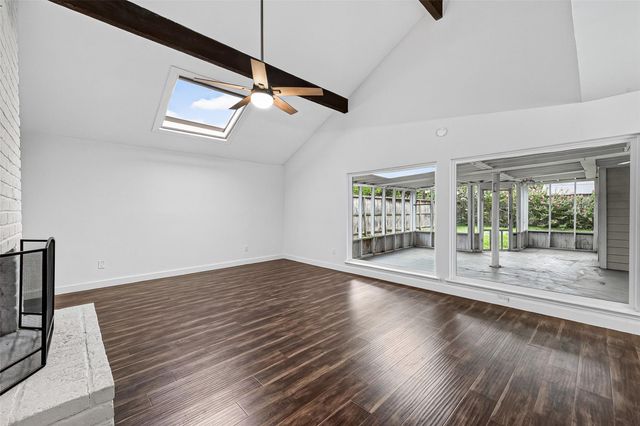 11831 Briar Forest Drive, Houston, TX 77077
