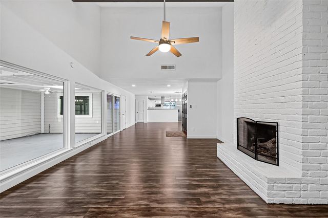 11831 Briar Forest Drive, Houston, TX 77077