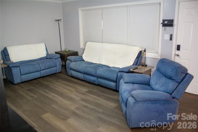 2044 Helen Drive, Gastonia, NC 28054