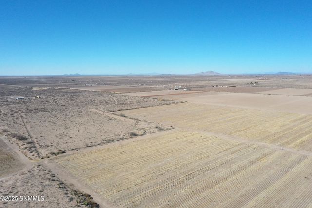 990 SW New Frontier Drive, Deming, NM 88030