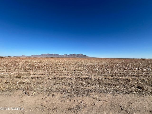 990 SW New Frontier Drive, Deming, NM 88030