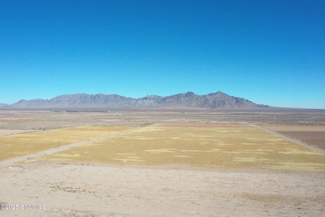 990 SW New Frontier Drive, Deming, NM 88030