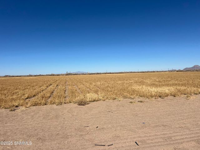 990 SW New Frontier Drive, Deming, NM 88030