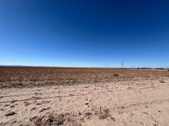 990 SW New Frontier Drive, Deming, NM 88030
