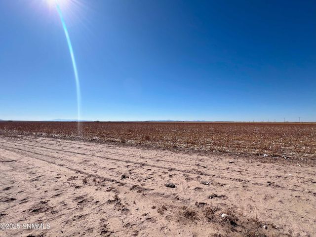 990 SW New Frontier Drive, Deming, NM 88030