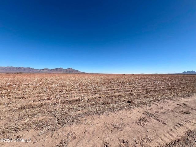 990 SW New Frontier Drive, Deming, NM 88030