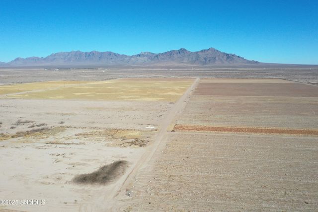 990 SW New Frontier Drive, Deming, NM 88030