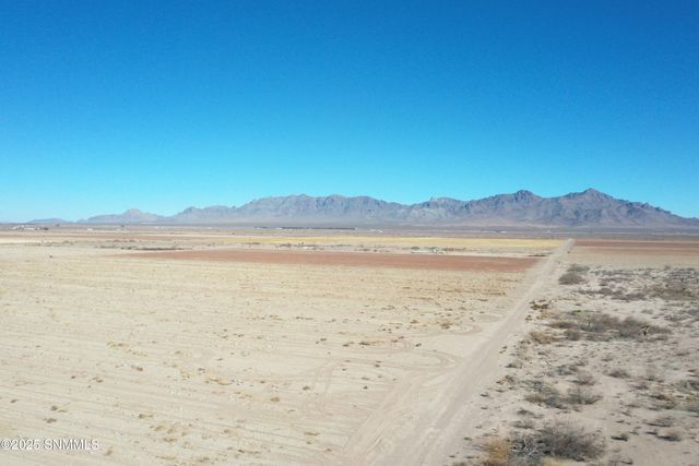 990 SW New Frontier Drive, Deming, NM 88030