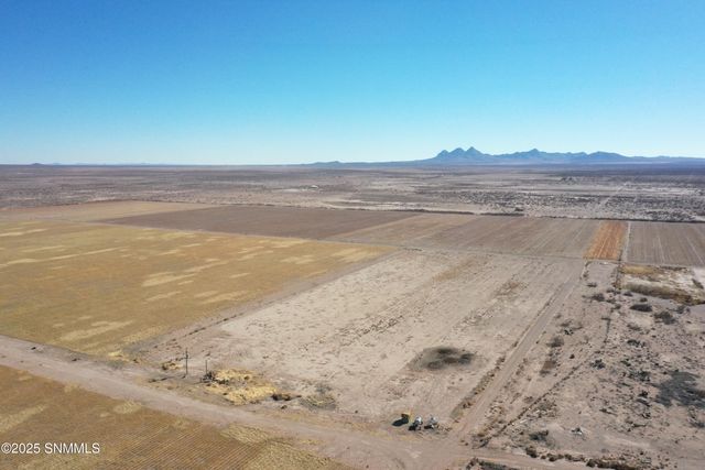 990 SW New Frontier Drive, Deming, NM 88030