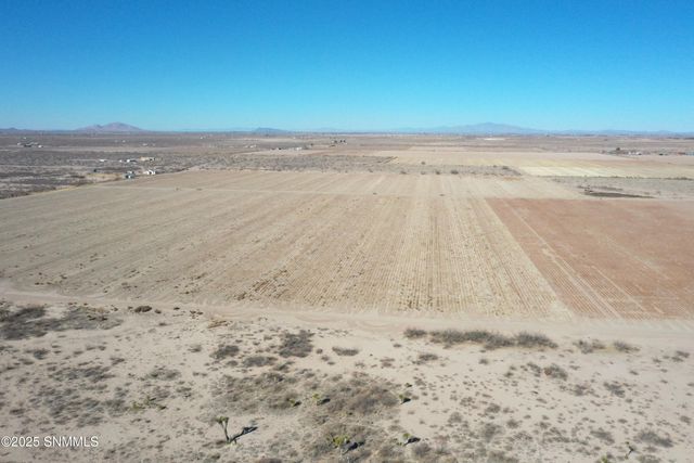 990 SW New Frontier Drive, Deming, NM 88030