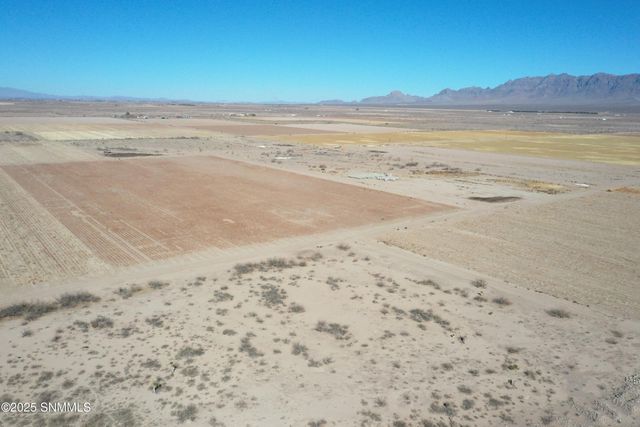 990 SW New Frontier Drive, Deming, NM 88030